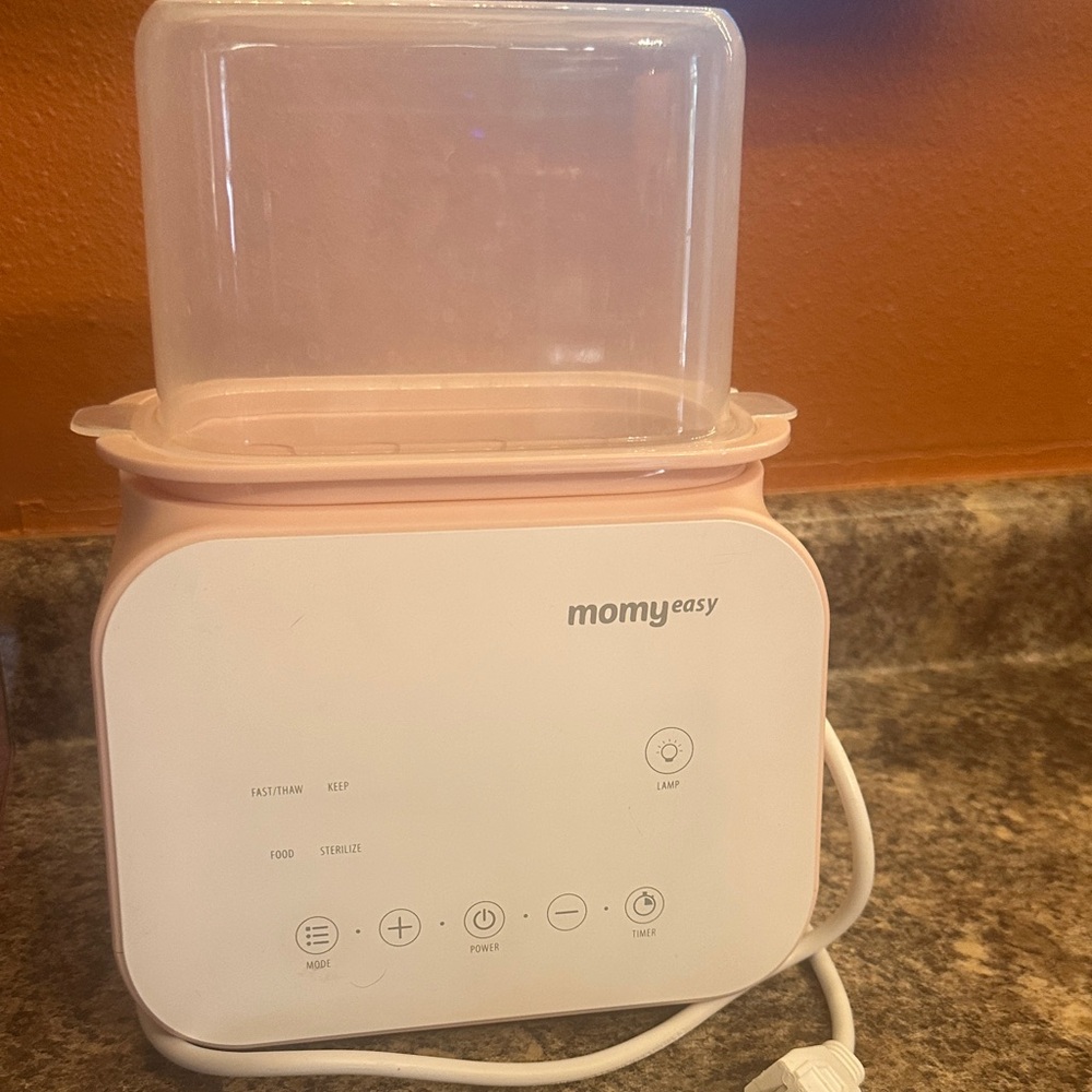 Momy Easy Baby Bottle Sterilizer in White and Pink
